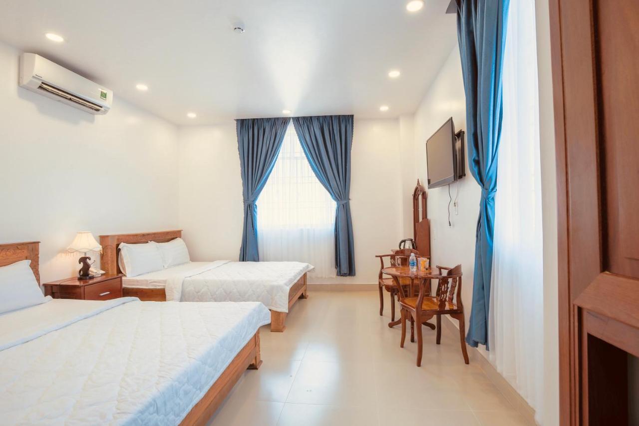 Hotel Khach San Tuyet Hien Phú Quý Zewnętrze zdjęcie