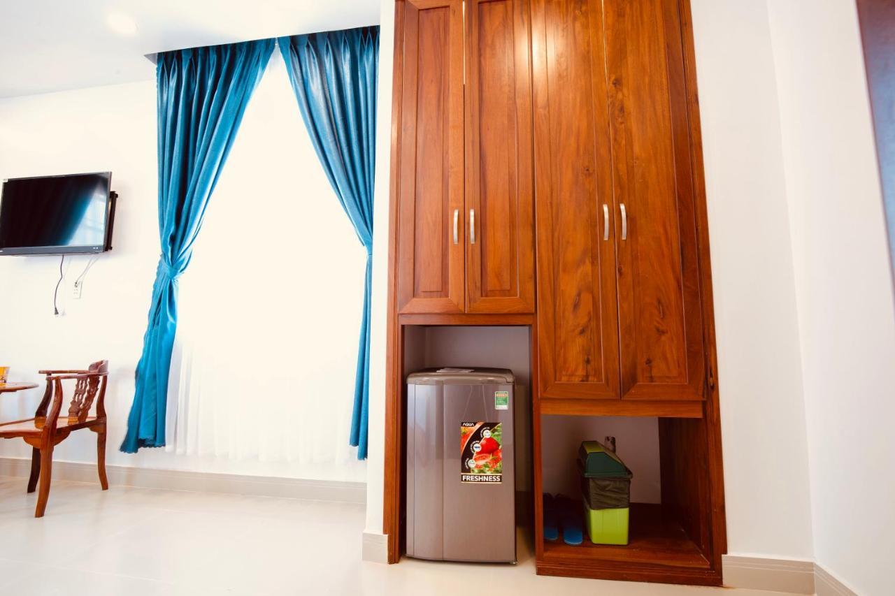 Hotel Khach San Tuyet Hien Phú Quý Zewnętrze zdjęcie